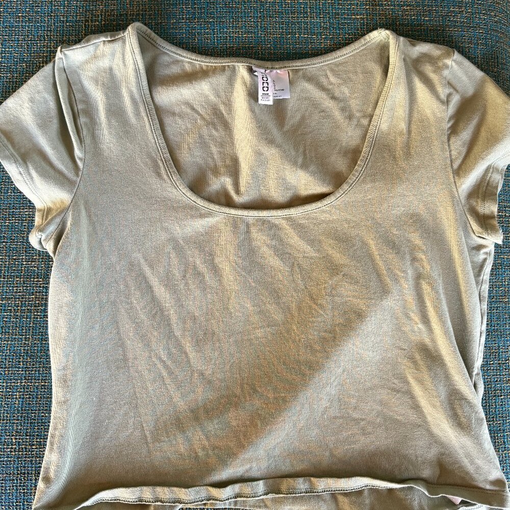 Cropped t-shirt